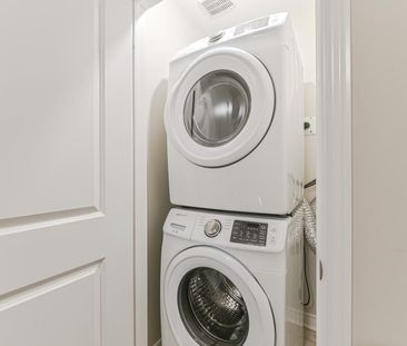 For Lease - 35 Finegan Circle, Brampton, Ontario - Photo 6