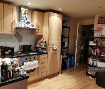 1 bedroom flat to rent - Photo 6