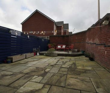 2 bedroom semi-detached house to rent - Photo 6