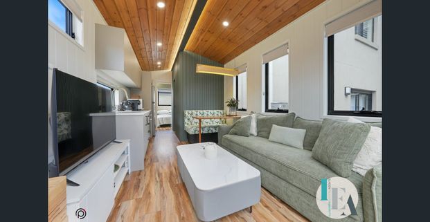 Brand New Furnished Tiny Home – Shell Cove - Photo 1