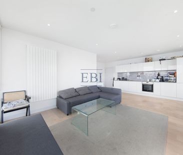 2 Bed Flat, Admiralty Avenue, E16 - Photo 2