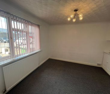 Sloper Road, Cardiff - Photo 1