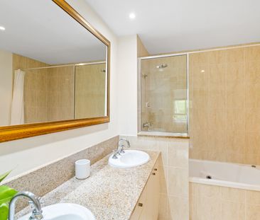 1615/2-10 Greenslopes Street, Cairns North QLD 4870 - Apartment For... - Photo 6