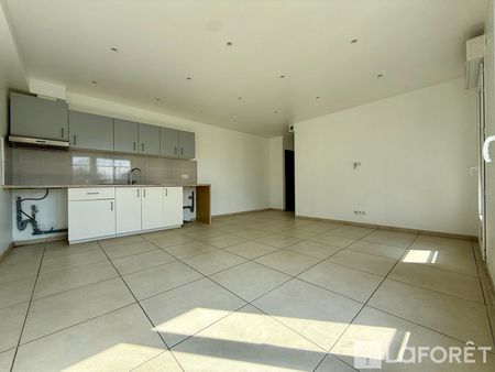 Apartment - Photo 5