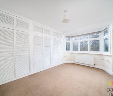 Abbots Gardens - Photo 6