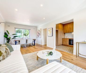 Stunning Renovated 2 Bedroom Apartment - Photo 6