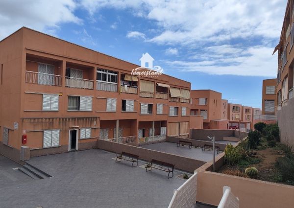 En alquiler piso en Adeje