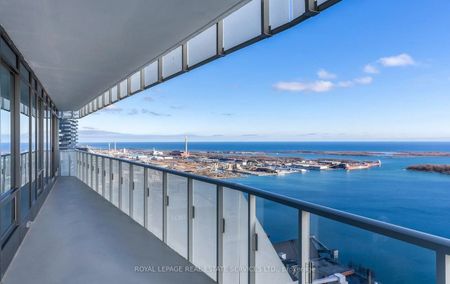 28 Freeland Street condo — Toronto, ON (3-Bedroom) - 3 Bedroom - Photo 2