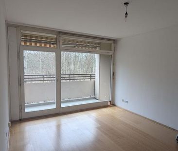 2 ZKB mit großem Balkon am Waldrand - Foto 2