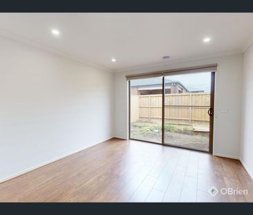 30 Carcoola Rise, Clyde North, Vic 3978 - Photo 4