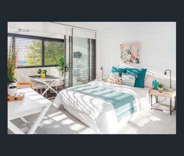 2202/1 Marina Promenade, Paradise Point, Qld 4216 - Photo 6