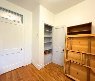 Charmant 4 ½ semi-meublé comprenant 1 chambre et un bureau, en plei... - Photo 6