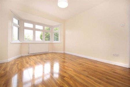 2 bedroom property to rent - Photo 3