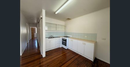 Great Location! - Photo 4