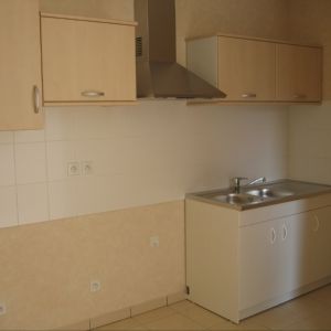 Location Appartement 3 pièces 59m² CLERMONT FERRAND 63000 - Photo 2