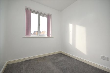 1, Weaver Gardens, Morley, Leeds, West Yorkshire, LS27 8UX - Photo 5