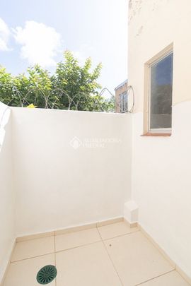Apartamento JK com 1 quarto e 42m² para alugar em Azenha, Porto Alegre. - Foto 1