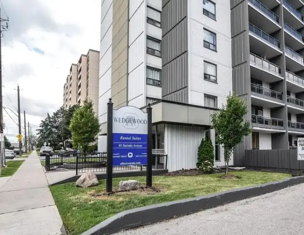 Wedgewood Apartments | 85 Barlake Avenue, Stoney Creek - Photo 1