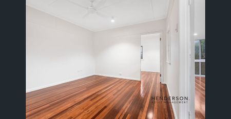 SPACIOUS FAMILY HOME IN PRIME BRIGHTON LOCATION - Teenage retreat downstairs - Photo 3