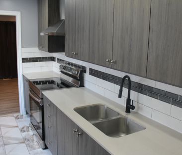 For Lease - 539 Albert Street, Peterborough, Ontario - Photo 3