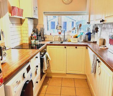 3 bedroom terraced house to rent - Photo 1