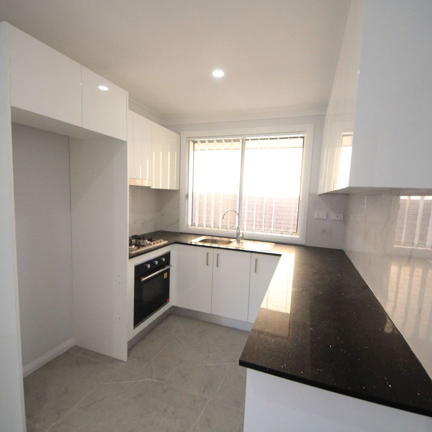 Near new 2 Bedroom Granny Flat - Photo 1