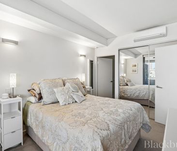 Furnished Apartment in the Heart of West Perth with City Views - Photo 6