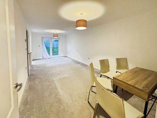 3 bedroom detached house to rent - Photo 1