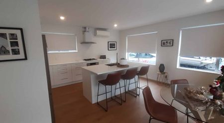 Sun-Soaked and Stylish Living in Redcliffs - Photo 3