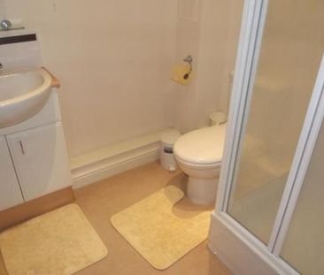 Two Bedroom Apartment for Rent in Hatfield - Photo 5