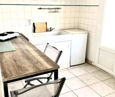Location Appartement 1 pièce 30m² VALENCE 26000 - Photo 2
