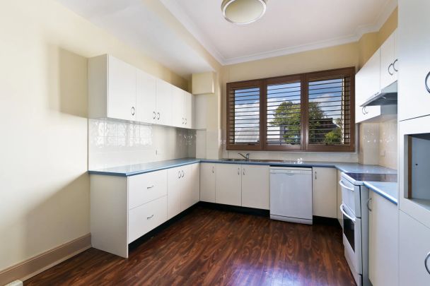 21 Talfourd Street, Glebe. - Photo 1