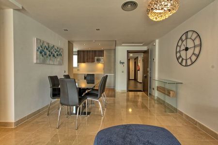 Luxury Flat for rent in San Pedro de Alcántara, Andalusia - Photo 5