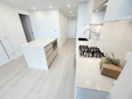 Stunning View. Brand New One Bedroom in Convenient Surrey Central by Skytrain - Photo 5