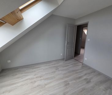 Location Appartement 4 pièces 67m² LE CREUSOT 71200 - Photo 2