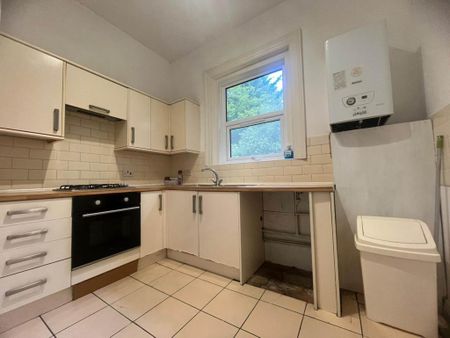 2 bedroom flat to rent - Photo 4