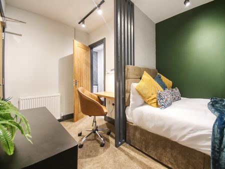 North Street Room 6 - Photo 5