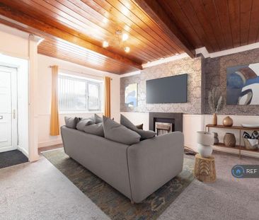 3 bedroom end of terrace house to rent - Photo 1