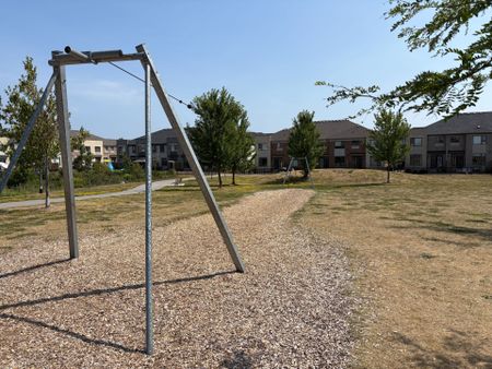 For Lease - 95 Donald Fleming Way, Whitby, Ontario - Photo 3