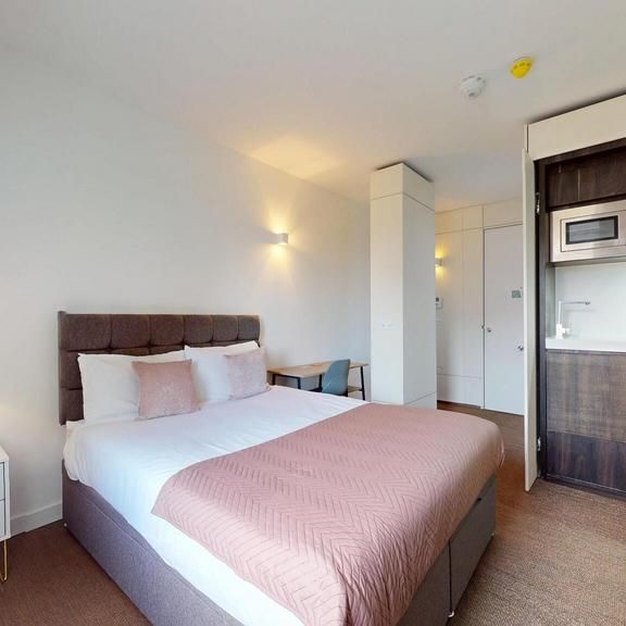 Studio to rent - Photo 1