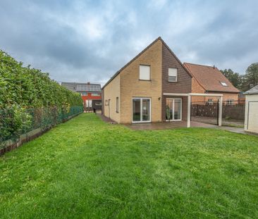 Gezinswoning met 3 slaapkamers en tuintje - Photo 1