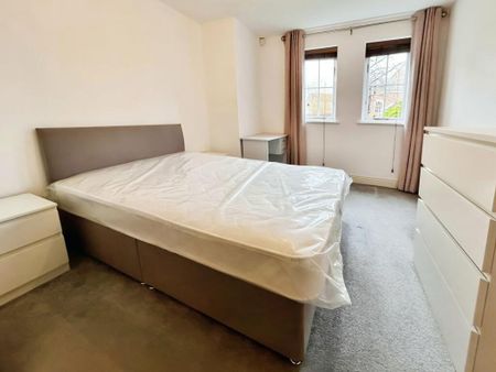 2 Bed Flat, Chervil Close, M14 - Photo 5