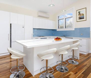 4 bedroom home with outstanding panoramic views... - Photo 5
