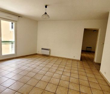 Location Appartement 2 pièces 51m² ORANGE 84100 - Photo 2