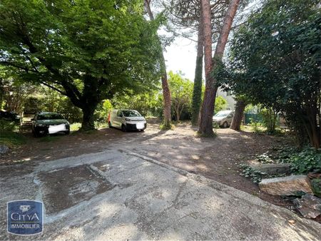 Location Appartement 2 pièces 66m² CARPENTRAS 84200 - Photo 4