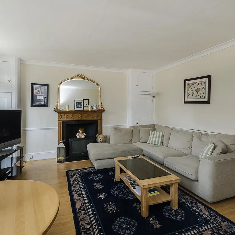 3 bedroom flat to rent - Photo 1