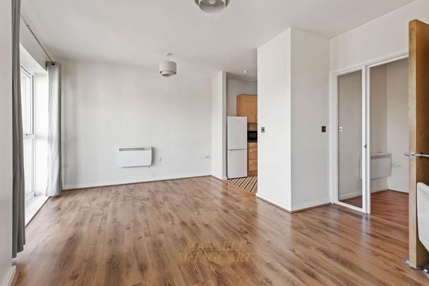 2 bedroom flat to rent - Photo 1