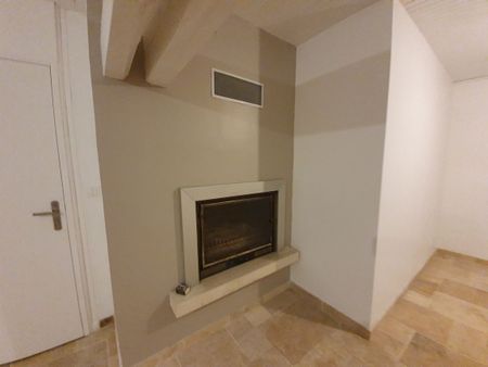 Location Appartement 3 pièces 68m² - Photo 3