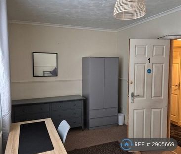 6 bedroom semi-detached house to rent - Photo 1