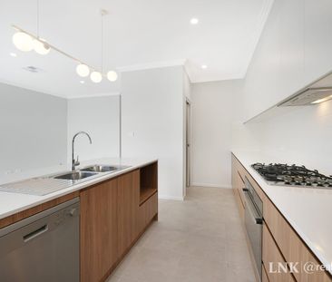 Modern Duplex Haven - Photo 3